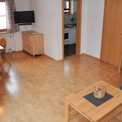 Wohnraum Ferienwohnung Schrofenblick